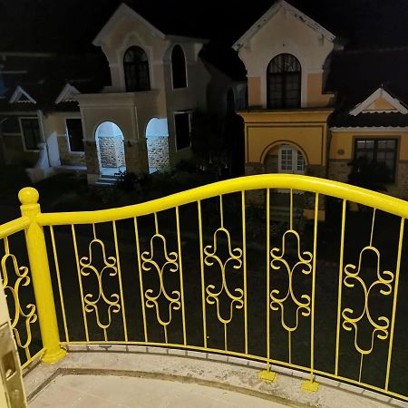 Villa Wubao Kota Bunga 3 Kamar Harga Budget Cinengangirang Exterior photo
